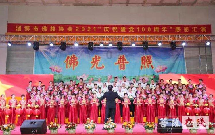 闺蜜的时尚对决