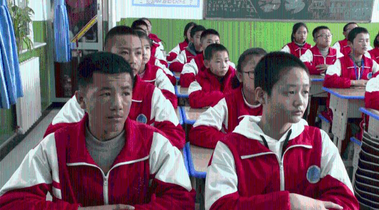 趣味互动学习垃圾分类 成都垃圾分类宣传“走进”社区